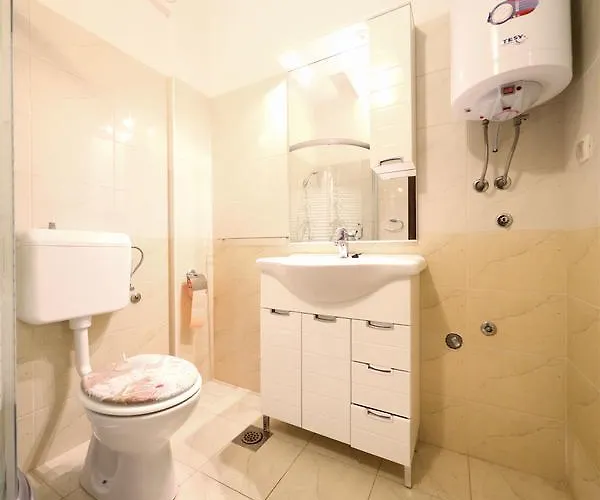 Apartments Andelo Апартаменты *